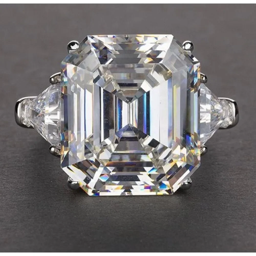 🩵 NEW Stunning rectangular cut 4 carat white sapphire ring 🩵